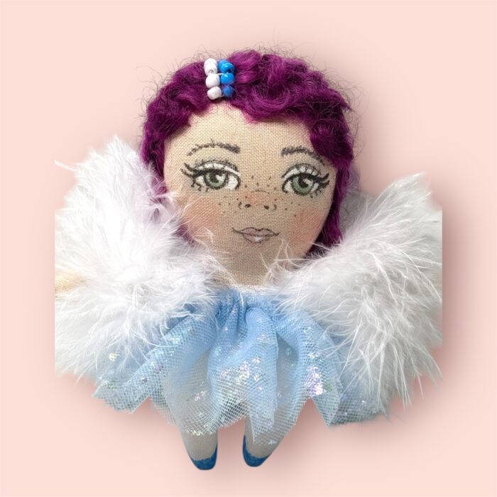 Glitterella Featherfluff